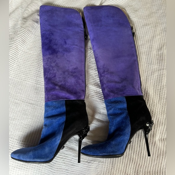 VERSACE Palazzo color block ambre suede knee-high heeled boots - Picture 10 of 10